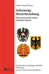 Book cover of Schwierige Dreierbeziehung by Jochen Staadt