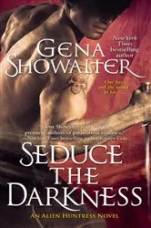 Book cover of Seduce the Darkness by Gena Showalter