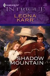 Book cover of Shadow Mountain by Renee Askins
