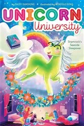 Book cover of Shamrock's Seaside Sleepover by Daisy Sunshine
