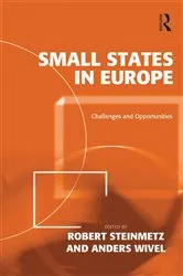 Book cover of Small States in Europe by Robert Steinmetz