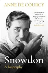 Book cover of Snowdon by Anne de Courcy
