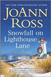 Book cover of Snowfall on Lighthouse Lane by JoAnn Ross