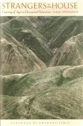 Book cover of Strangers in the House by Raja Shehadeh