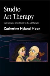 Book cover of Studio Art Therapy by Catherine Hyland Moon