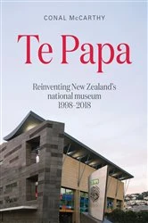 Book cover of Te Papa by Conal McCarthy