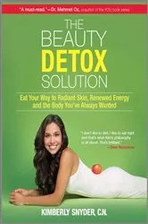 Book cover of The Beauty Detox Solution by Unknown