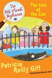 Book cover of The Clue at the Zoo by Patricia Reilly Giff