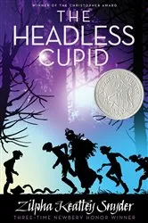 Book cover of The Headless Cupid by Zilpha Keatley Snyder