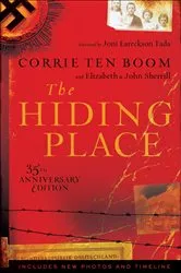 Book cover of The Hiding Place by Simon Lelic