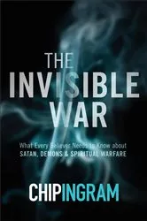 Book cover of The Invisible War by David Tavarez
