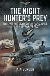 Book cover of The Night Hunter's Prey by Iain Gordon