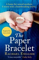 Book cover of The Paper Bracelet by Rachael English