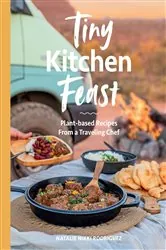 Book cover of Tiny Kitchen Feast by N/A