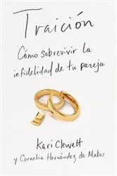 Book cover of Traición by Kari Clewett