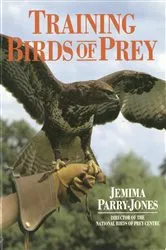 Book cover of Training Birds Of Prey by Jemima Parry-Jones