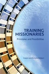 Book cover of Training Missionaries by Evelyn Hibbert