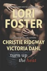 Book cover of Turn Up the Heat by Isabel Sharpe