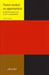 Book cover of Tussen analyse en opportuniteit by Willem Camphuis