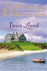 Book cover of Twice Loved by Lavyrle Spencer