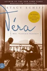 Book cover of Véra by Stacy Schiff