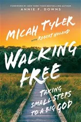 Book cover of Walking Free by Munjed Al Muderis