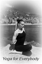 Book cover of Yoga For Everybody - 10 Positions To Start Practicing Yoga by Cristiano Pugno